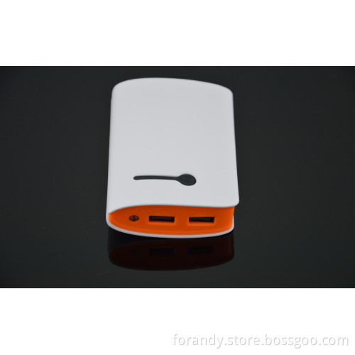 Plastic 6600mAh Capacity Portable Battery (PW-03)